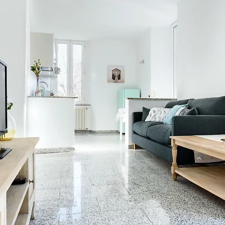 Lora Apartment, Free Private Parking *