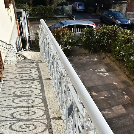 Lora Apartment, Free Private Parking * Côme