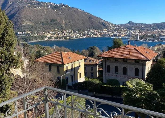 Lora Apartment, Free Private Parking Como