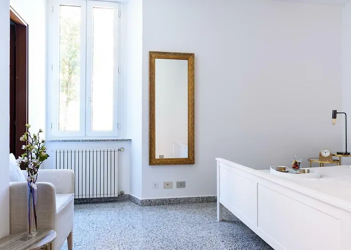 Lora Apartment, Free Private Parking