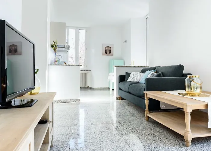 Lora Apartment, Free Private Parking *