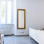 Lora Apartment, Free Private Parking